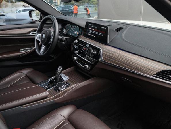 BMW 5 серии VII (G30/G31/G38) с пробегом 2017 года, цена 3 990 000 рублей, 189926 км, седан, Автокод Объявления