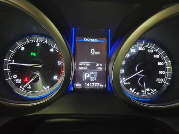 Toyota Land Cruiser Prado 150 Series Рестайлинг 1 с пробегом 2014 года, цена 3 561 000 рублей, 141776 км, внедорожник, Автокод Объявления