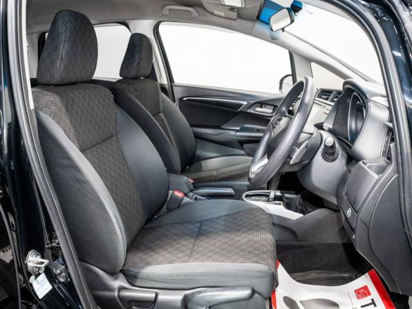 Honda Fit III с пробегом 2013 года, цена 890 000 рублей, 136000 км, хэтчбек, Автокод Объявления