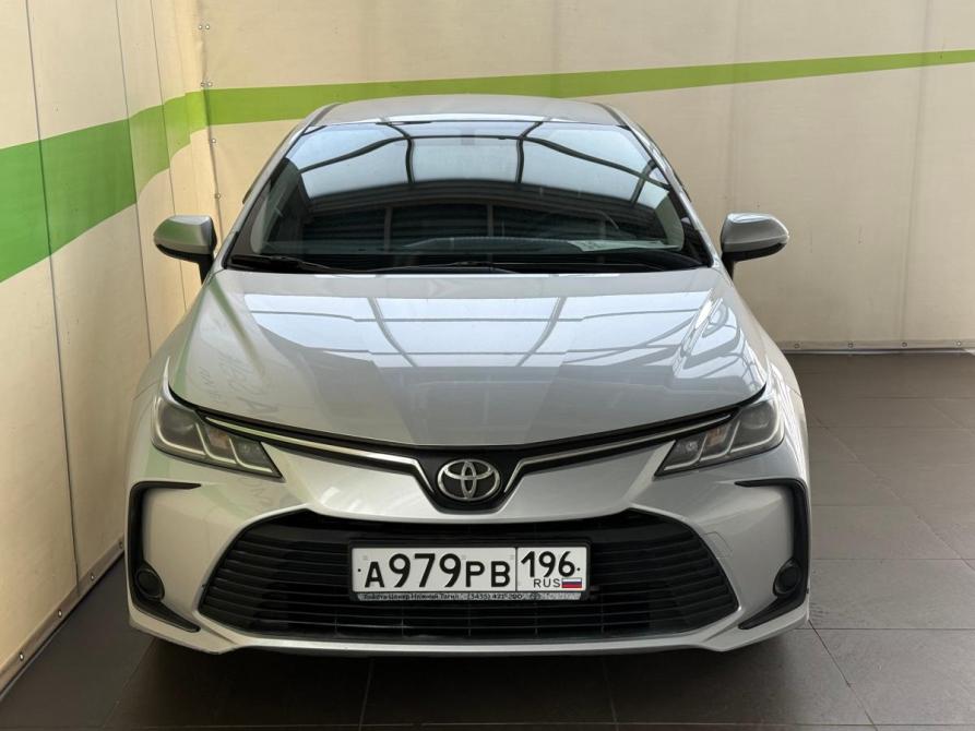 Toyota Corolla XI (E160 E170 E180) Рестайлинг 1 Нижний Тагил  - изображение 3