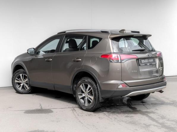 Toyota RAV4 IV (XA40) Рестайлинг с пробегом 2016 года, цена 1 985 000 рублей, 205575 км, внедорожник, Автокод Объявления