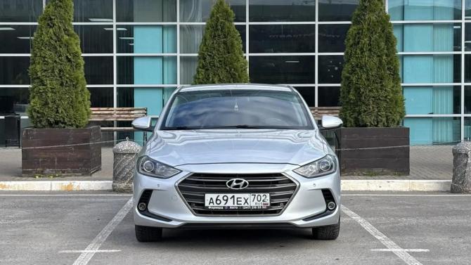 Hyundai Elantra VI (AD) с пробегом 2016 года, цена 1 350 000 рублей, 201000 км, седан, Автокод Объявления