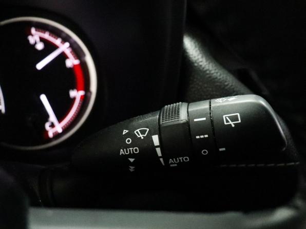 Toyota RAV4 V (XA50) с пробегом 2021 года, цена 3 059 000 рублей, 82810 км, внедорожник, Автокод Объявления