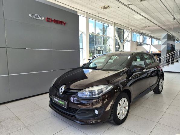 Renault Megane III Рестайлинг 2 с пробегом 2015 года, цена 869 000 рублей, 104030 км, хэтчбек, Автокод Объявления