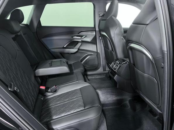 Audi Q5 III с пробегом 2026 года, цена 5 999 000 рублей, 20 км, внедорожник, Автокод Объявления
