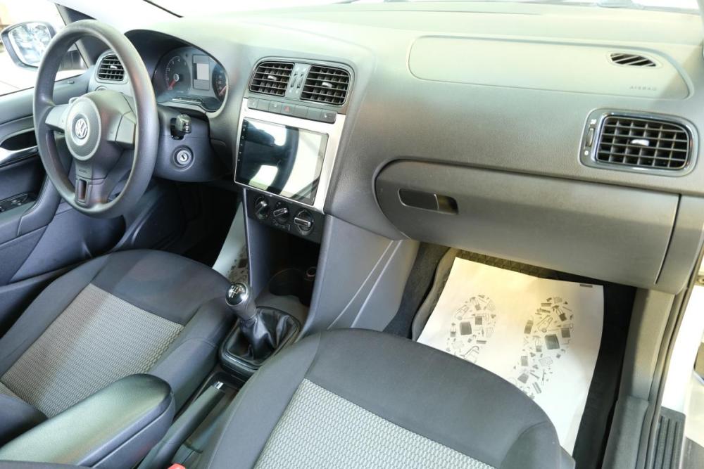 Volkswagen Polo V Омск  - изображение 19