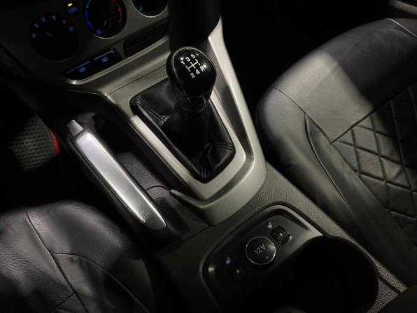 Ford Focus III с пробегом 2012 года, цена 730 000 рублей, 248970 км, хэтчбек, Автокод Объявления