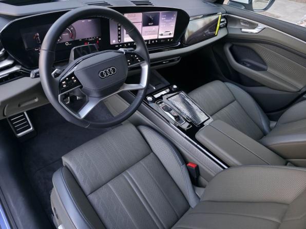 Новый Audi A6 VI (C9) 2026 года, цена 9 890 000 рублей, седан, Автокод Объявления