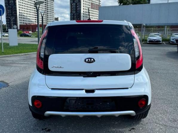 Kia Soul II Рестайлинг с пробегом 2018 года, цена 1 870 000 рублей, 82200 км, хэтчбек, Автокод Объявления