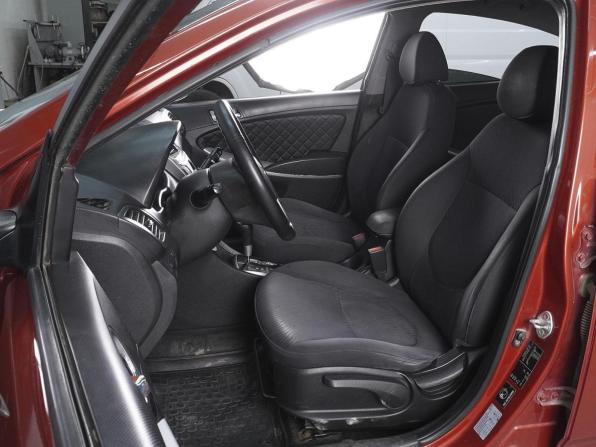Hyundai Solaris I с пробегом 2011 года, цена 899 000 рублей, 172255 км, седан, Автокод Объявления