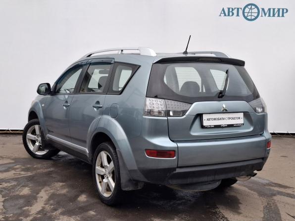 Mitsubishi Outlander II с пробегом 2008 года, цена 715 000 рублей, 260538 км, внедорожник, Автокод Объявления