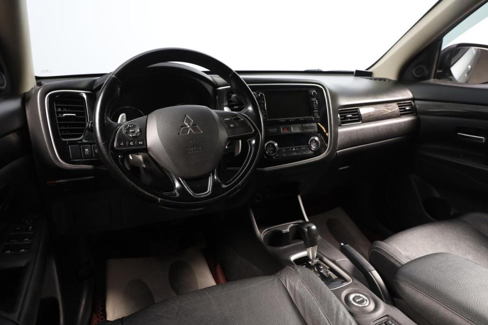 Mitsubishi Outlander III Рестайлинг 2 Новосибирск  - изображение 8
