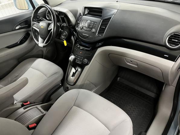 Chevrolet Orlando I с пробегом 2012 года, цена 960 000 рублей, 210660 км, компактвэн, Автокод Объявления