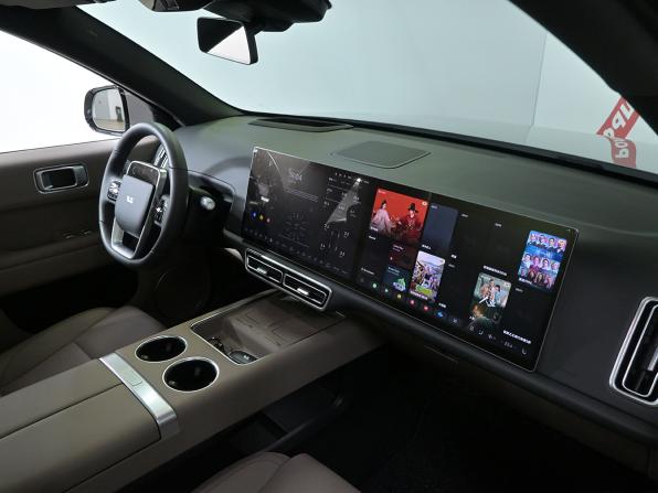 Li Auto (Lixiang) L6 I с пробегом 2025 года, цена 6 825 000 рублей, 5400 км, внедорожник, Автокод Объявления