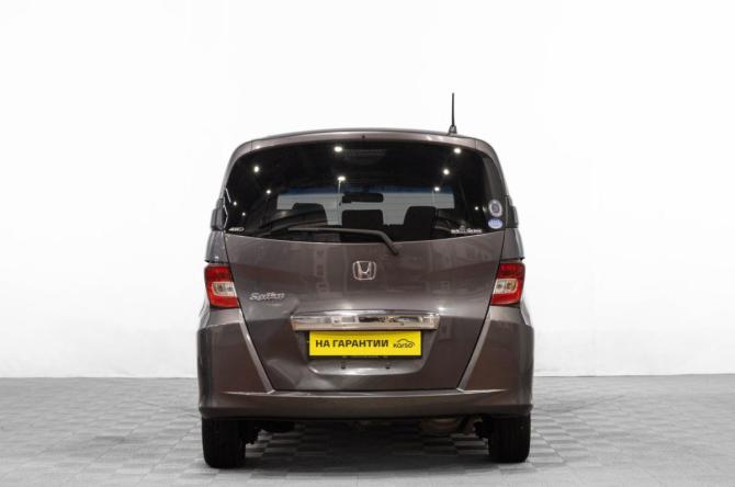 Honda Freed I Рестайлинг с пробегом 2013 года, цена 1 149 000 рублей, 142000 км, компактвэн, Автокод Объявления