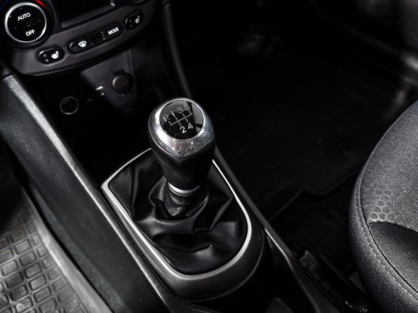 Hyundai Solaris I Рестайлинг с пробегом 2014 года, цена 860 000 рублей, 76941 км, хэтчбек, Автокод Объявления