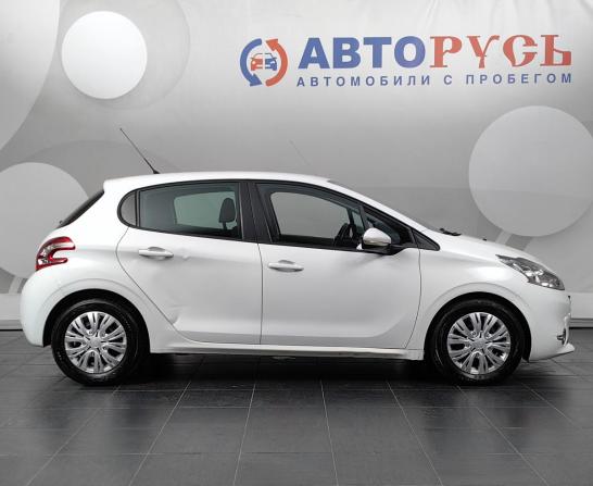 Peugeot 208 I с пробегом 2013 года, цена 619 000 рублей, 115987 км, хэтчбек, Автокод Объявления