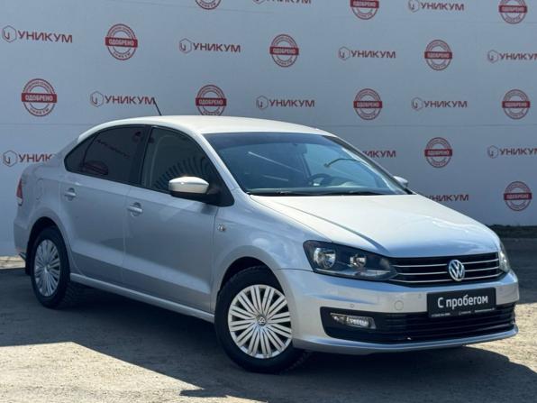 Volkswagen Polo V Рестайлинг с пробегом 2016 года, цена 969 000 рублей, 135777 км, седан, Автокод Объявления