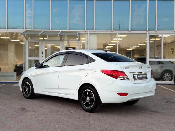 Hyundai Solaris I с пробегом 2012 года, цена 759 000 рублей, 107791 км, седан, Автокод Объявления