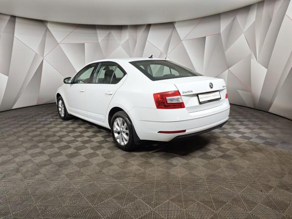 Skoda Octavia III (A7) Рестайлинг с пробегом 2017 года, цена 1 611 000 рублей, 65807 км, лифтбек, Автокод Объявления