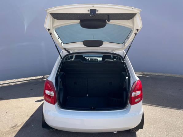 Skoda Fabia II Рестайлинг с пробегом 2013 года, цена 909 000 рублей, 179999 км, хэтчбек, Автокод Объявления