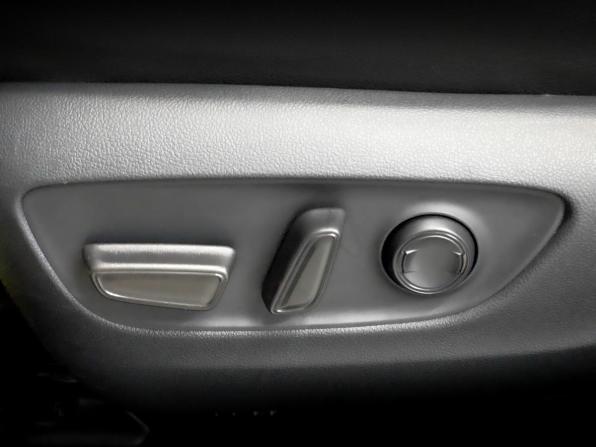 Toyota RAV4 V (XA50) с пробегом 2022 года, цена 3 890 000 рублей, 39291 км, внедорожник, Автокод Объявления