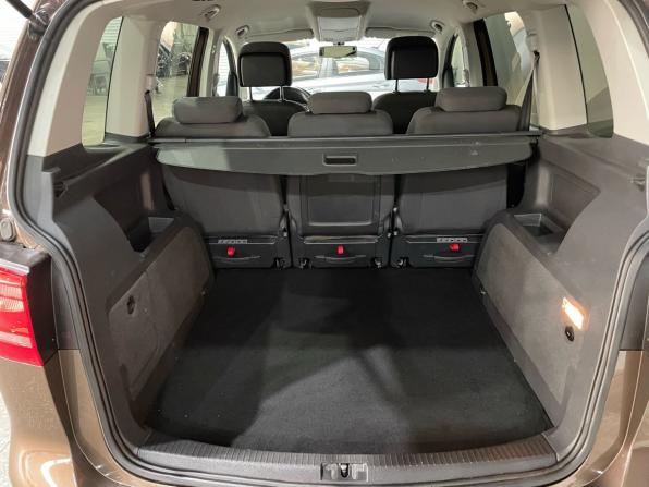 Volkswagen Touran I Рестайлинг 2 с пробегом 2012 года, цена 1 170 000 рублей, 146520 км, компактвэн, Автокод Объявления