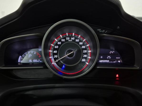 Mazda 3 III (BM) с пробегом 2014 года, цена 1 215 000 рублей, 161861 км, седан, Автокод Объявления