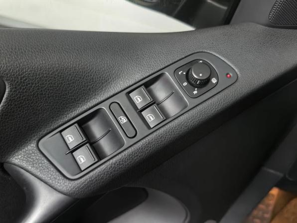 Volkswagen Tiguan I Рестайлинг с пробегом 2014 года, цена 1 135 000 рублей, 188430 км, внедорожник, Автокод Объявления