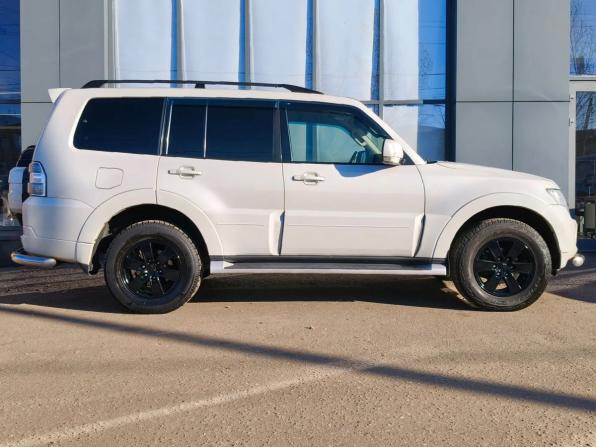 Mitsubishi Pajero IV Рестайлинг 1 с пробегом 2013 года, цена 2 050 000 рублей, 172328 км, внедорожник, Автокод Объявления
