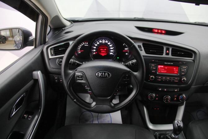Kia Ceed II с пробегом 2014 года, цена 1 018 600 рублей, 148209 км, хэтчбек, Автокод Объявления
