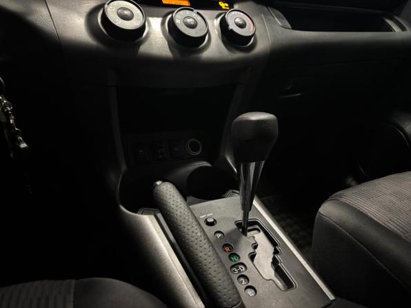 Toyota RAV4 III (XA30) с пробегом 2010 года, цена 1 069 000 рублей, 208000 км, внедорожник, Автокод Объявления