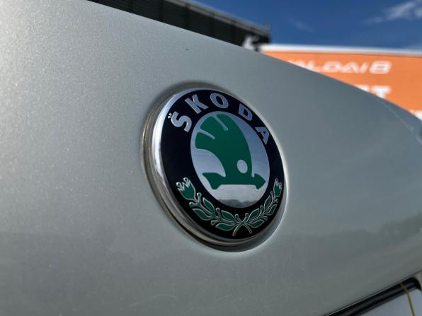 Skoda Octavia II (A5) Рестайлинг с пробегом 2012 года, цена 1 100 000 рублей, 115000 км, лифтбек, Автокод Объявления