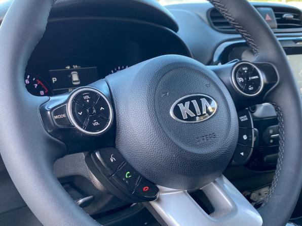 Kia Soul II Рестайлинг с пробегом 2018 года, цена 1 154 000 рублей, 233543 км, хэтчбек, Автокод Объявления