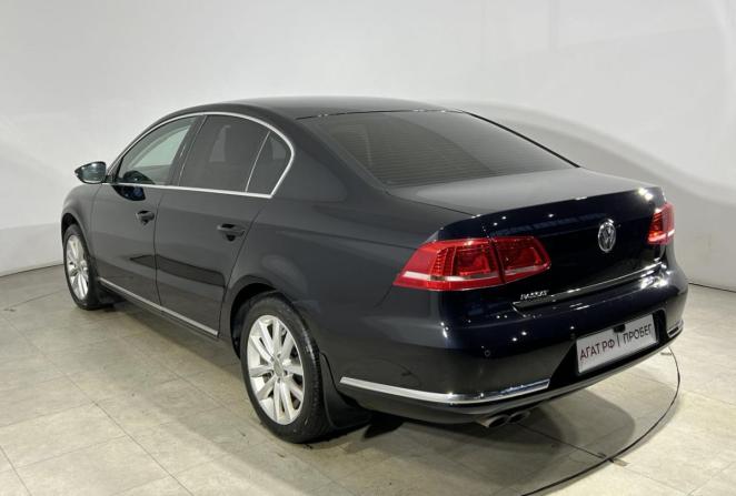 Volkswagen Passat B7 с пробегом 2013 года, цена 1 150 000 рублей, 281923 км, седан, Автокод Объявления