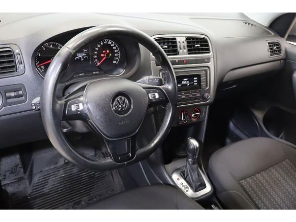 Volkswagen Polo V Рестайлинг с пробегом 2019 года, цена 1 029 000 рублей, 199940 км, седан, Автокод Объявления
