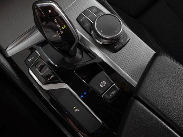 BMW 5 серии VII (G30/G31/G38) с пробегом 2018 года, цена 2 830 000 рублей, 221214 км, седан, Автокод Объявления
