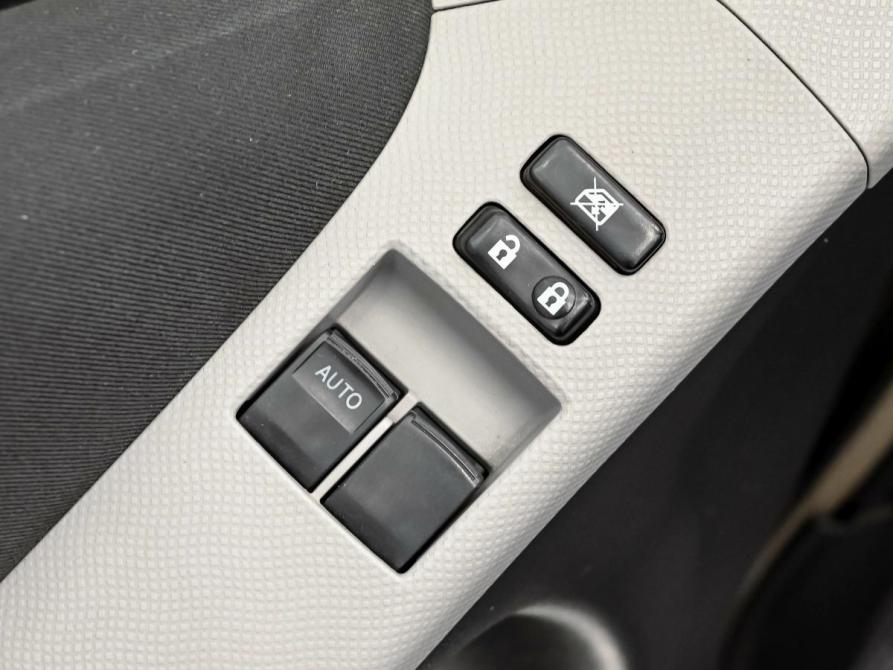 Toyota Yaris II Рестайлинг Екатеринбург  - изображение 14