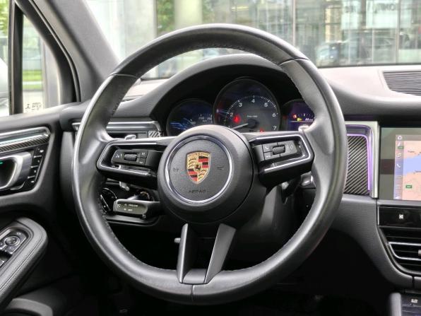 Porsche Macan I Рестайлинг 2 с пробегом 2022 года, цена 6 400 000 рублей, 67796 км, внедорожник, Автокод Объявления