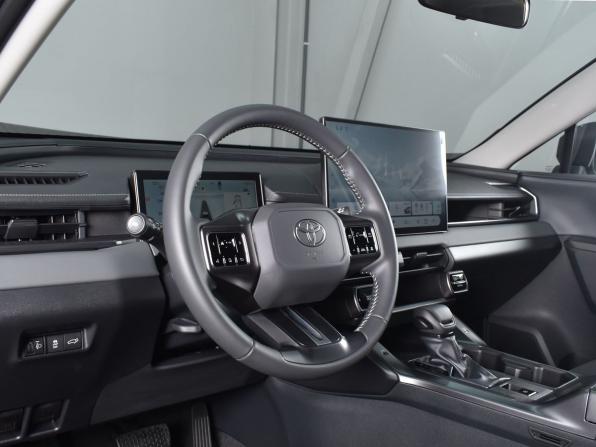 Toyota RAV4 VI (XA60) с пробегом 2026 года, цена 4 129 995 рублей, 47 км, внедорожник, Автокод Объявления