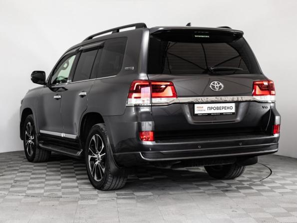 Toyota Land Cruiser 200 Series Рестайлинг 2 с пробегом 2020 года, цена 10 700 000 рублей, 60873 км, внедорожник, Автокод Объявления