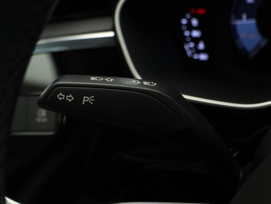 Audi Q3 II (F3) Москва  - изображение 13