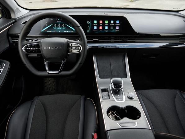 Omoda C5 I с пробегом 2023 года, цена 1 630 000 рублей, 89258 км, внедорожник, Автокод Объявления