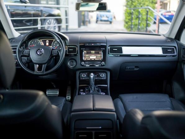 Volkswagen Touareg II с пробегом 2014 года, цена 1 899 000 рублей, 216180 км, внедорожник, Автокод Объявления