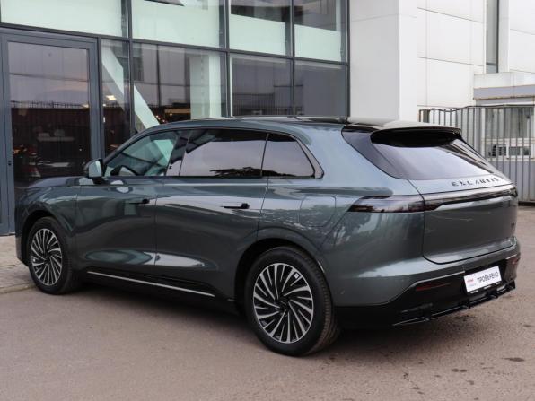 Exeed Exlantix ET с пробегом 2025 года, цена 5 377 000 рублей, 10500 км, внедорожник, Автокод Объявления