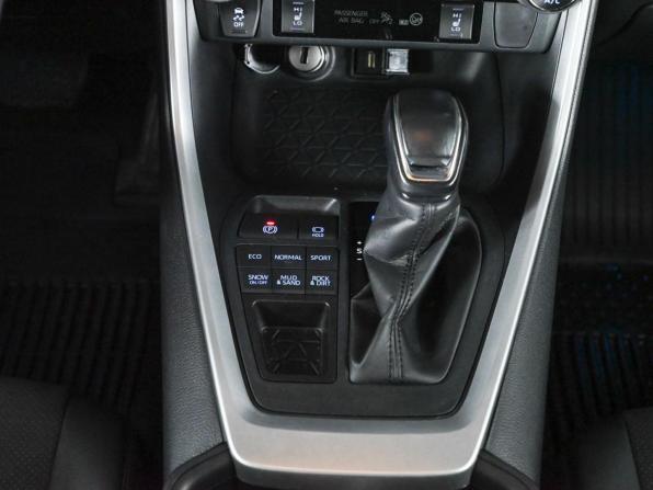 Toyota RAV4 V (XA50) с пробегом 2022 года, цена 4 100 000 рублей, 96061 км, внедорожник, Автокод Объявления