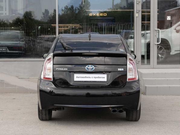 Toyota Prius III Рестайлинг (XW30) с пробегом 2013 года, цена 1 050 000 рублей, 245191 км, лифтбек, Автокод Объявления