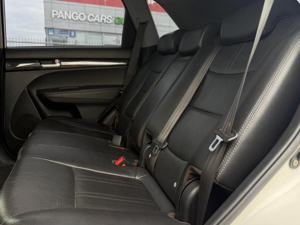 Kia Sorento II с пробегом 2012 года, цена 1 399 000 рублей, 238240 км, внедорожник, Автокод Объявления