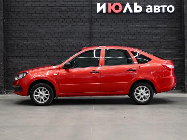 Lada (ВАЗ) Granta I Рестайлинг с пробегом 2021 года, цена 800 000 рублей, 38085 км, хэтчбек, Автокод Объявления