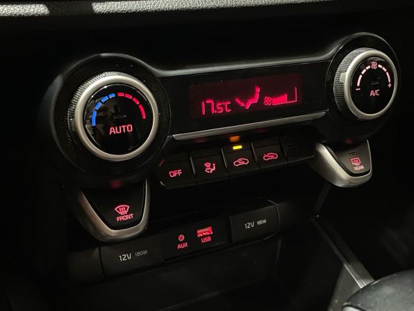 Kia Rio IV с пробегом 2019 года, цена 1 195 000 рублей, 82438 км, седан, Автокод Объявления